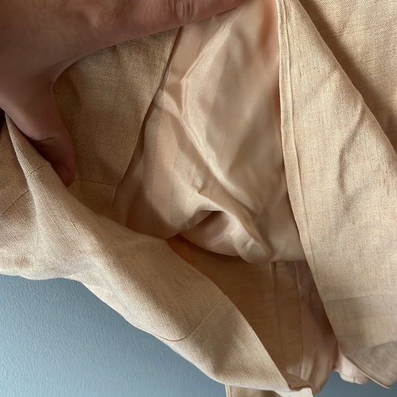 Gorgeous beige linen dress top with button back - Picture 7 of 7